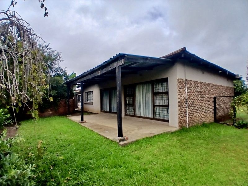 4-Bedroom Family Home with Flatlet for Sale in Rynfield, Benoni - Photo 6