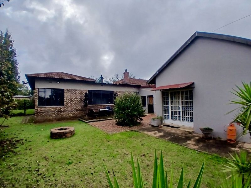 4-Bedroom Family Home with Flatlet for Sale in Rynfield, Benoni - Photo 4