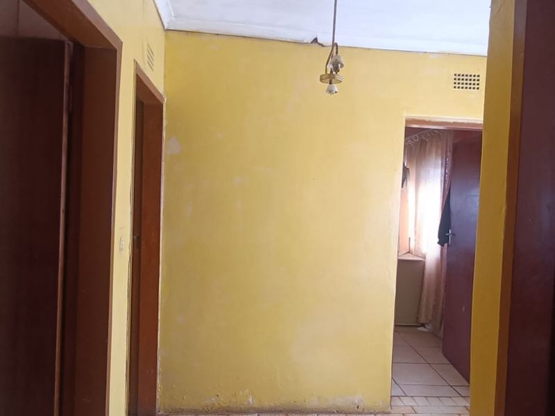 Solid, Low-Maintenance Family Home in Sebokeng! - Photo 5