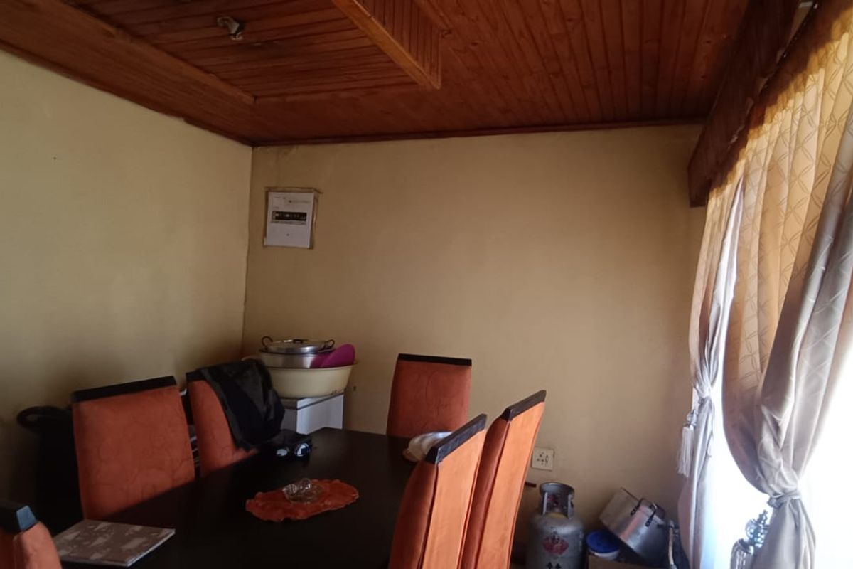 Solid, Low-Maintenance Family Home in Sebokeng! - Photo 3
