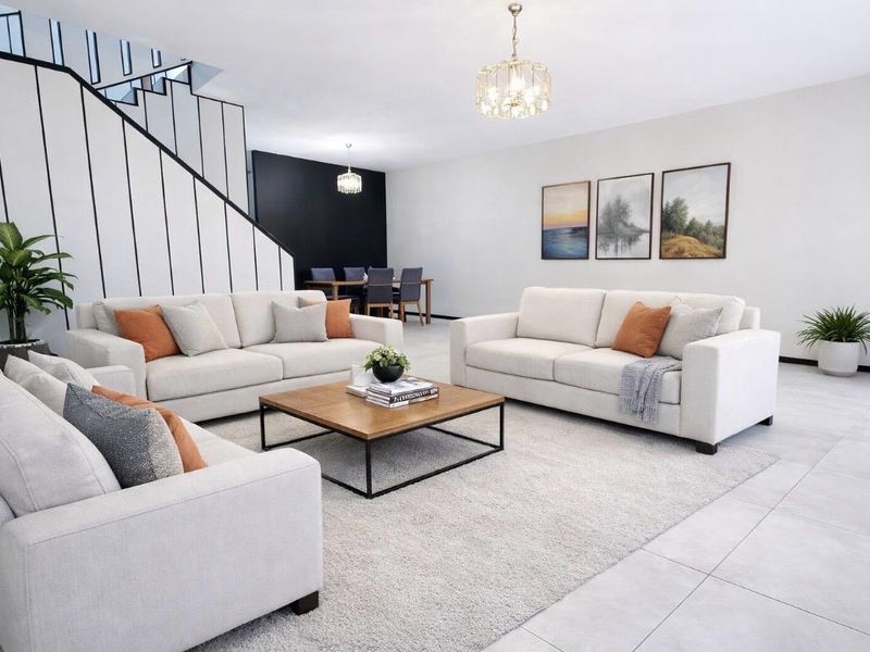 Renovated 3 Bedroom Duplex For Sale! - Photo 2