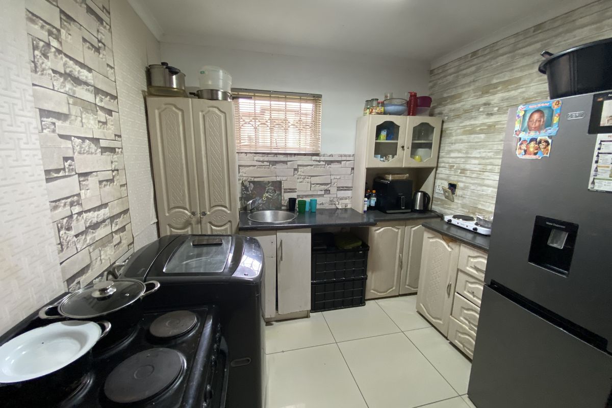 2 Bedroom House in Rynfield AH - Photo 4