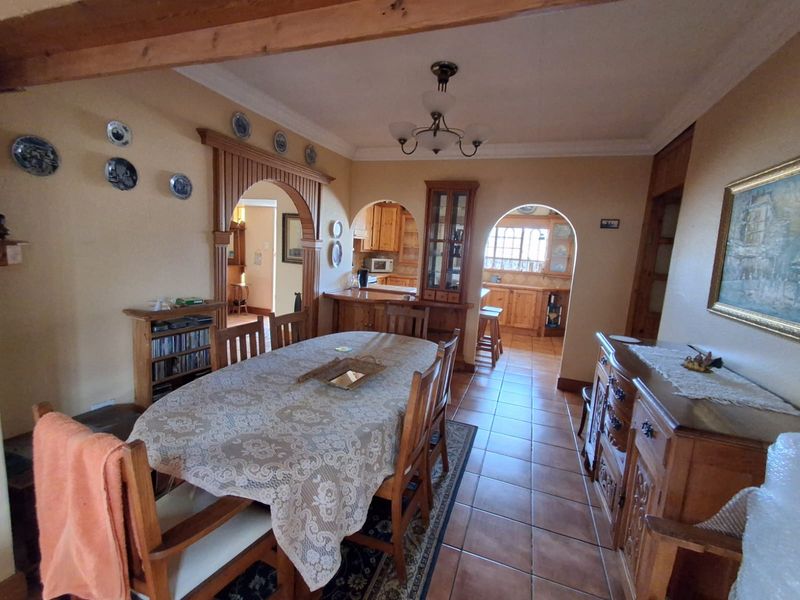 Your Dream Family Retreat Awaits! - Photo 3