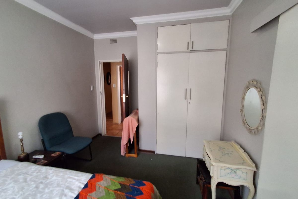 Your Dream Family Retreat Awaits! - Photo 4