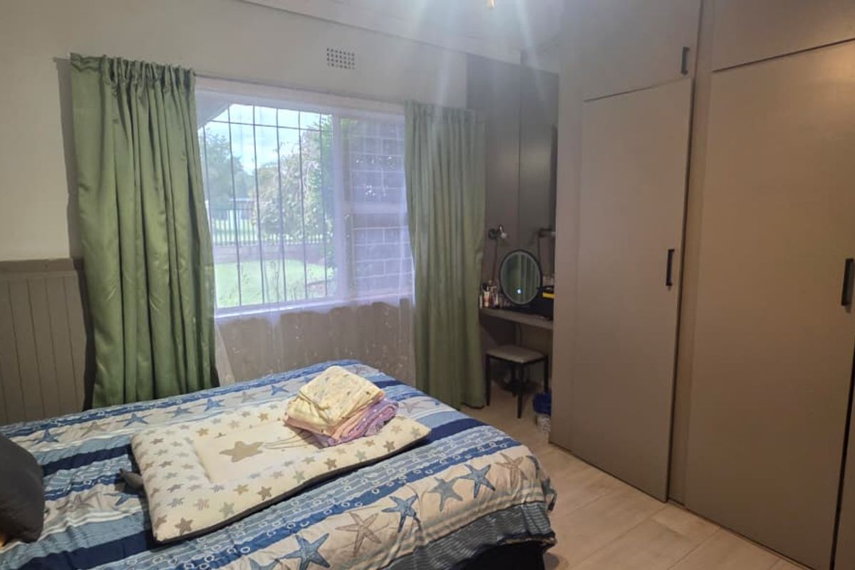 Charming Family Home in the Heart of SE 2 – Exceptional Value! - Photo 4