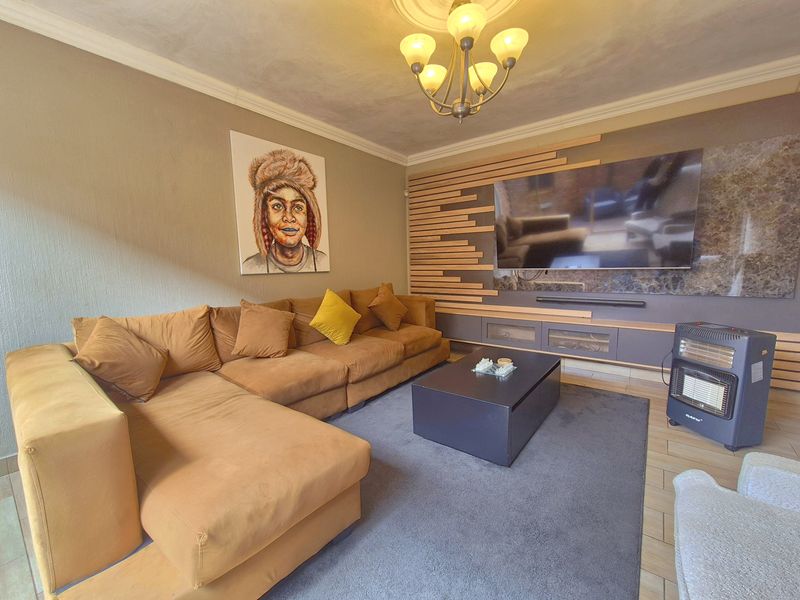 Massive All You Need Family Home For Sale - Photo 6