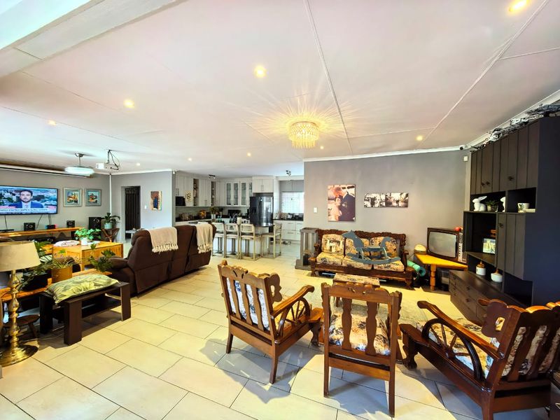 Stunning property for sale in Sasolburg in a prime area - Photo 10