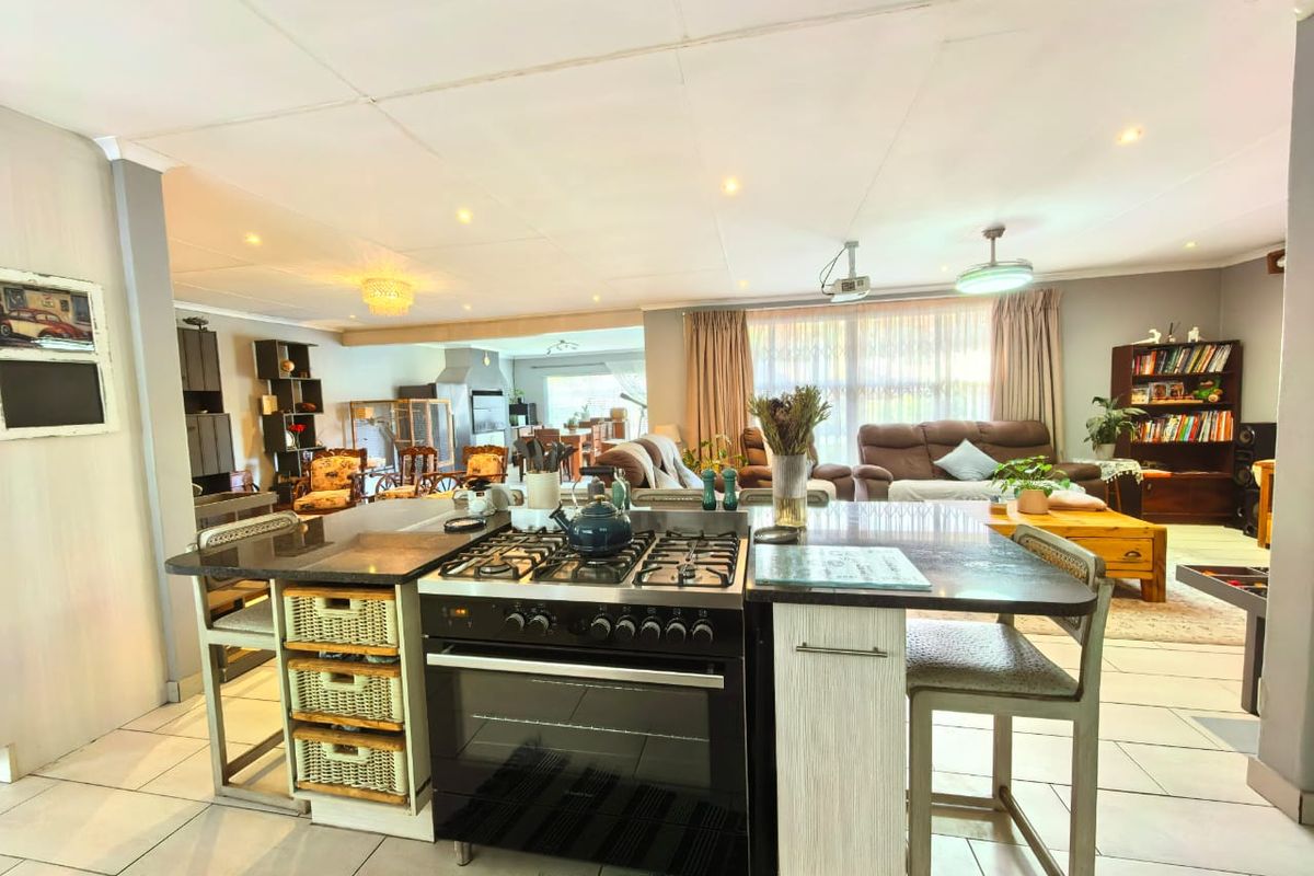 Stunning property for sale in Sasolburg in a prime area - Photo 4