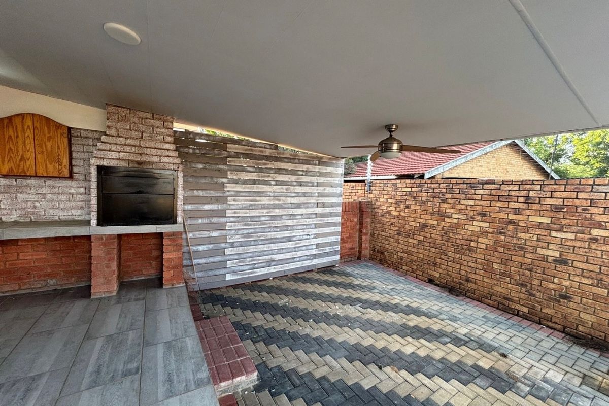 Neat Townhouse with Energy-Saving Features & Great Location - Photo 4