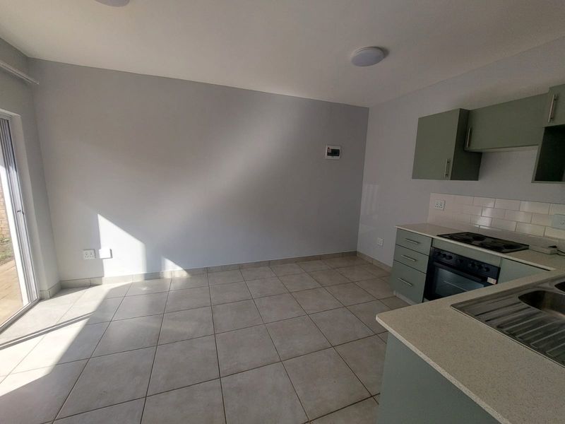 1 Bedroom Apartment in a newly built complex with immaculate finishes - Photo 5