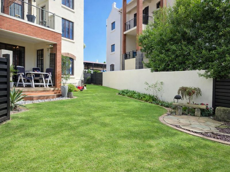 2 Bedroom Townhouse for Sale in Lynton Manor, Lonehill - Photo 10