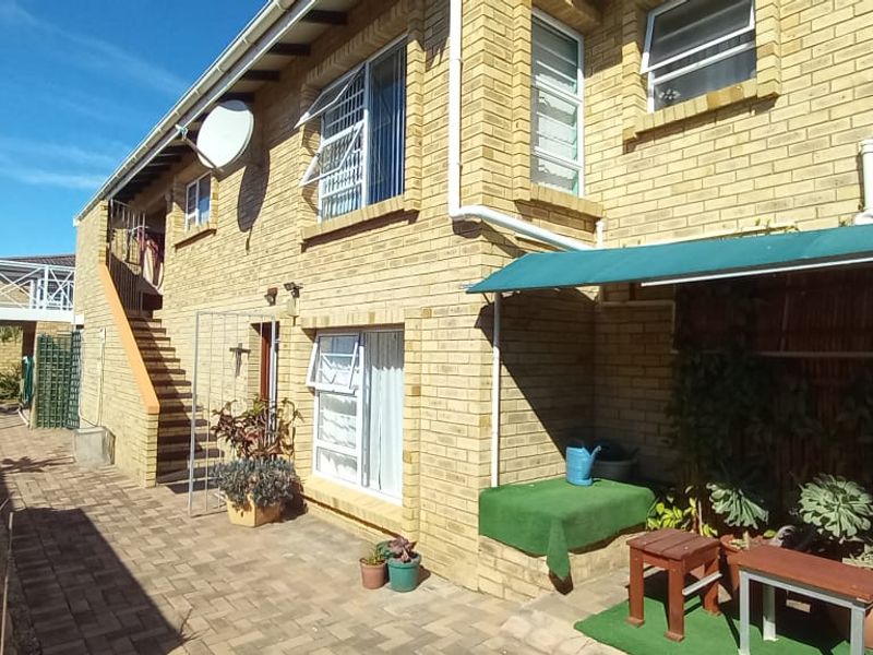 Retirement Unit For Sale In Jeffreys Bay - Photo 9