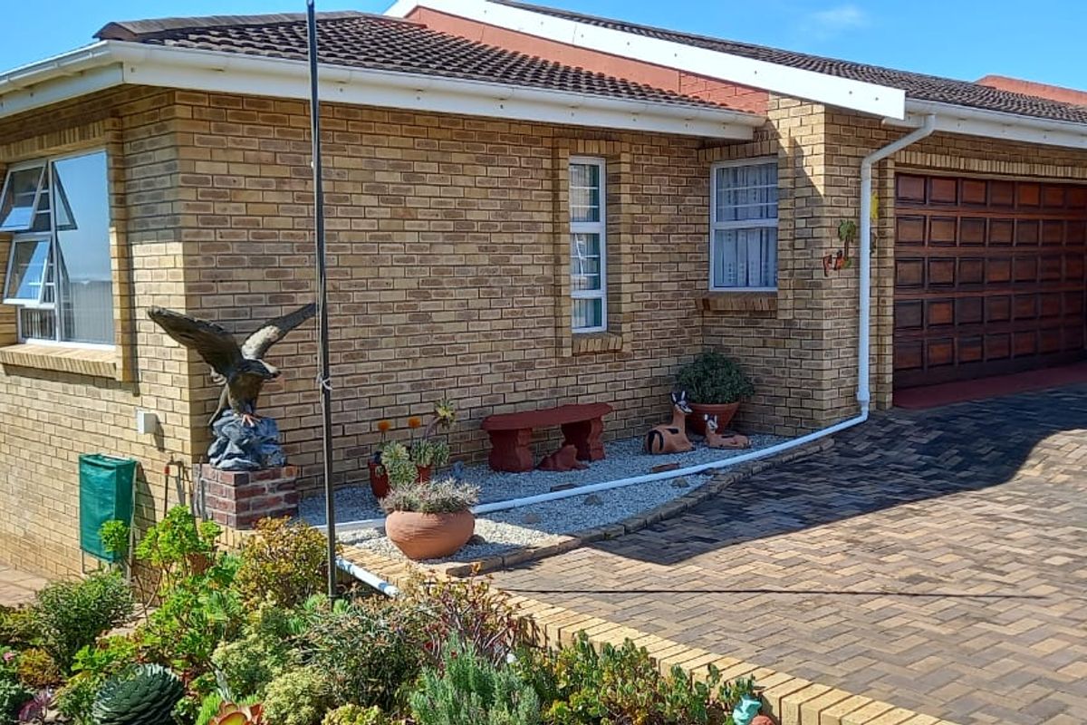Retirement Unit For Sale In Jeffreys Bay - Photo 3