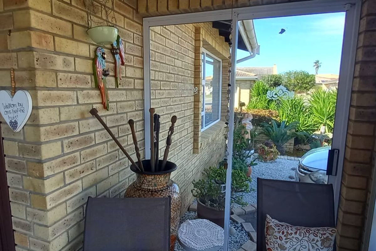 Retirement Unit For Sale In Jeffreys Bay - Photo 4