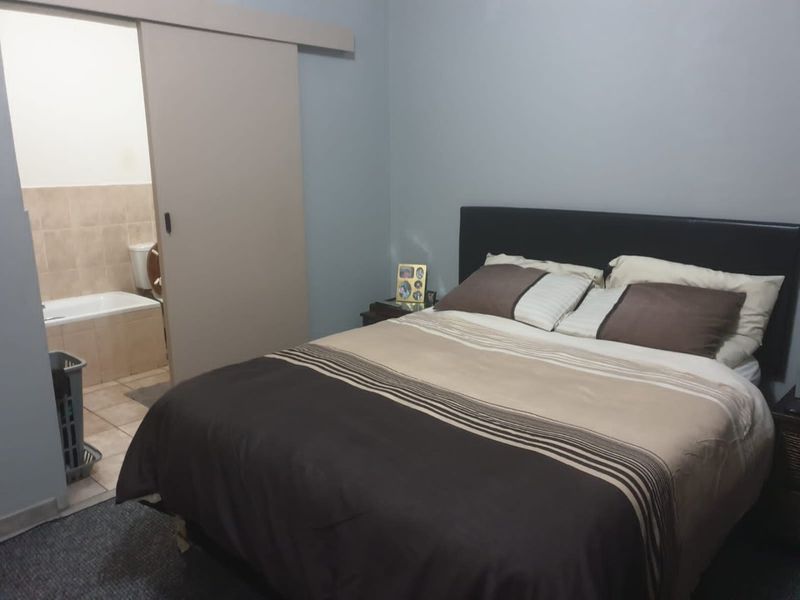 Practical Living with Space, Convenience & Lock-Up-and-Go Appeal - Photo 9