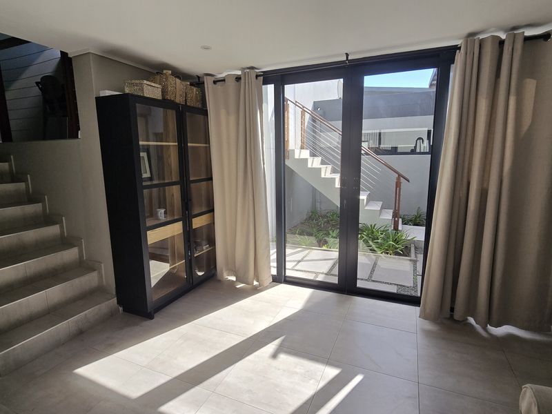 Modern Family Living in Secure Palm Lakes Estate - Photo 8