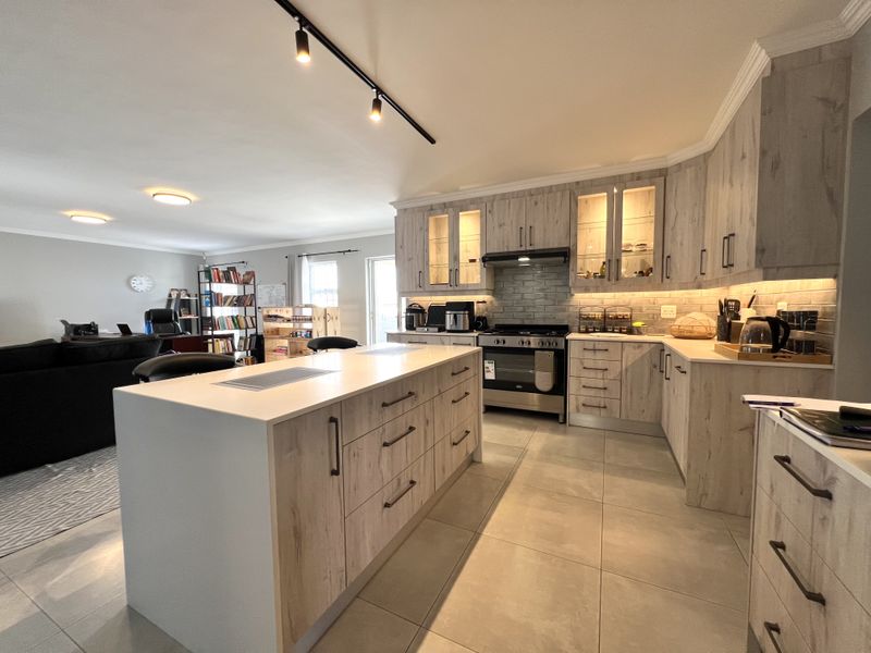 Secure and Modern Family home in neat condition - Photo 7