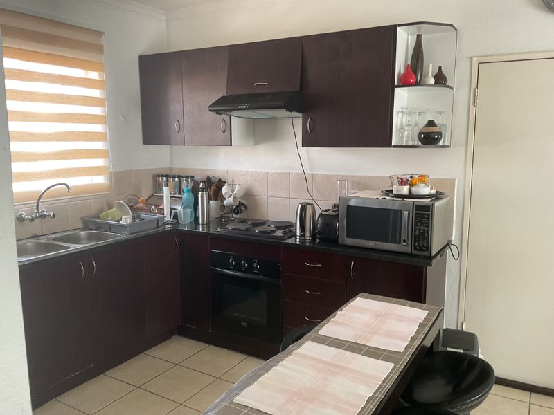 Townhouse For Sale In Centurion - Photo 4