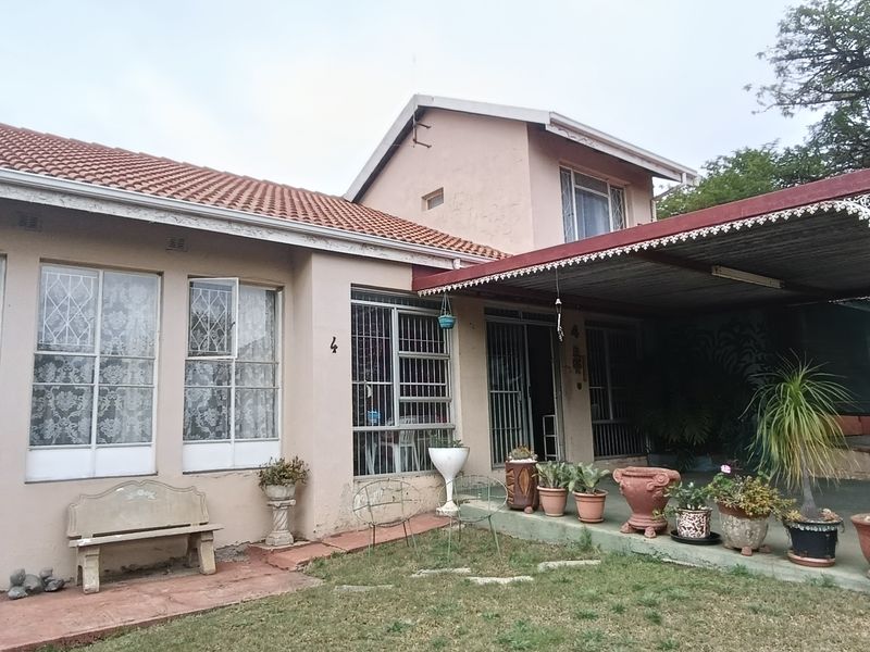 Great starter home! Make it your own! - Photo 2