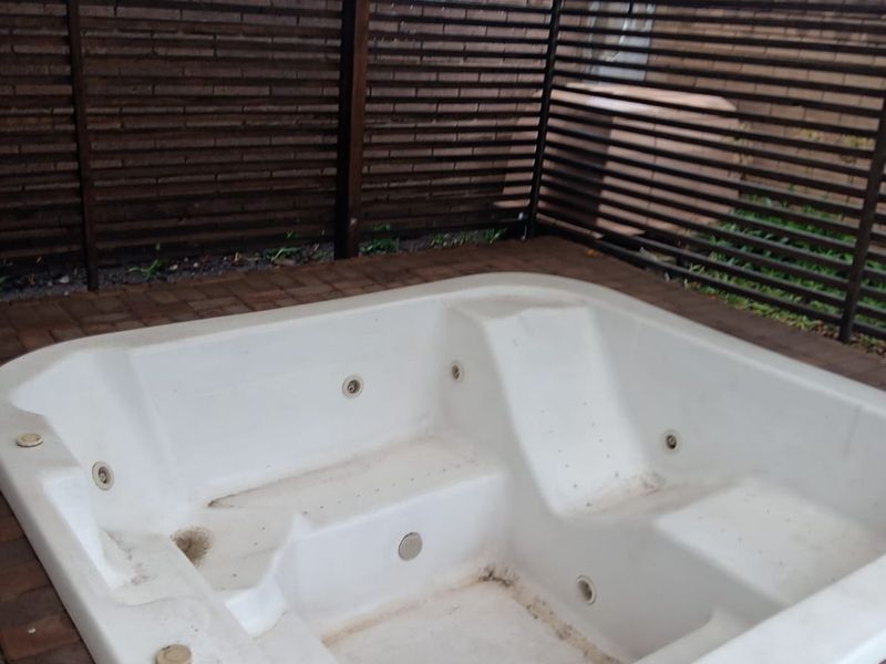 Luxury Living by the River – Riverspray Lifestyle Estate - Photo 4