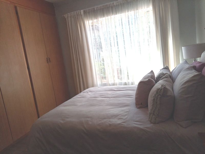 Modern Comfort & Convenience in the Heart of Bela-Bela - Photo 8