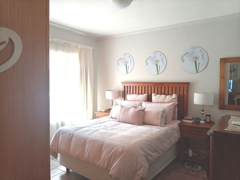 Modern Comfort & Convenience in the Heart of Bela-Bela - Photo 7