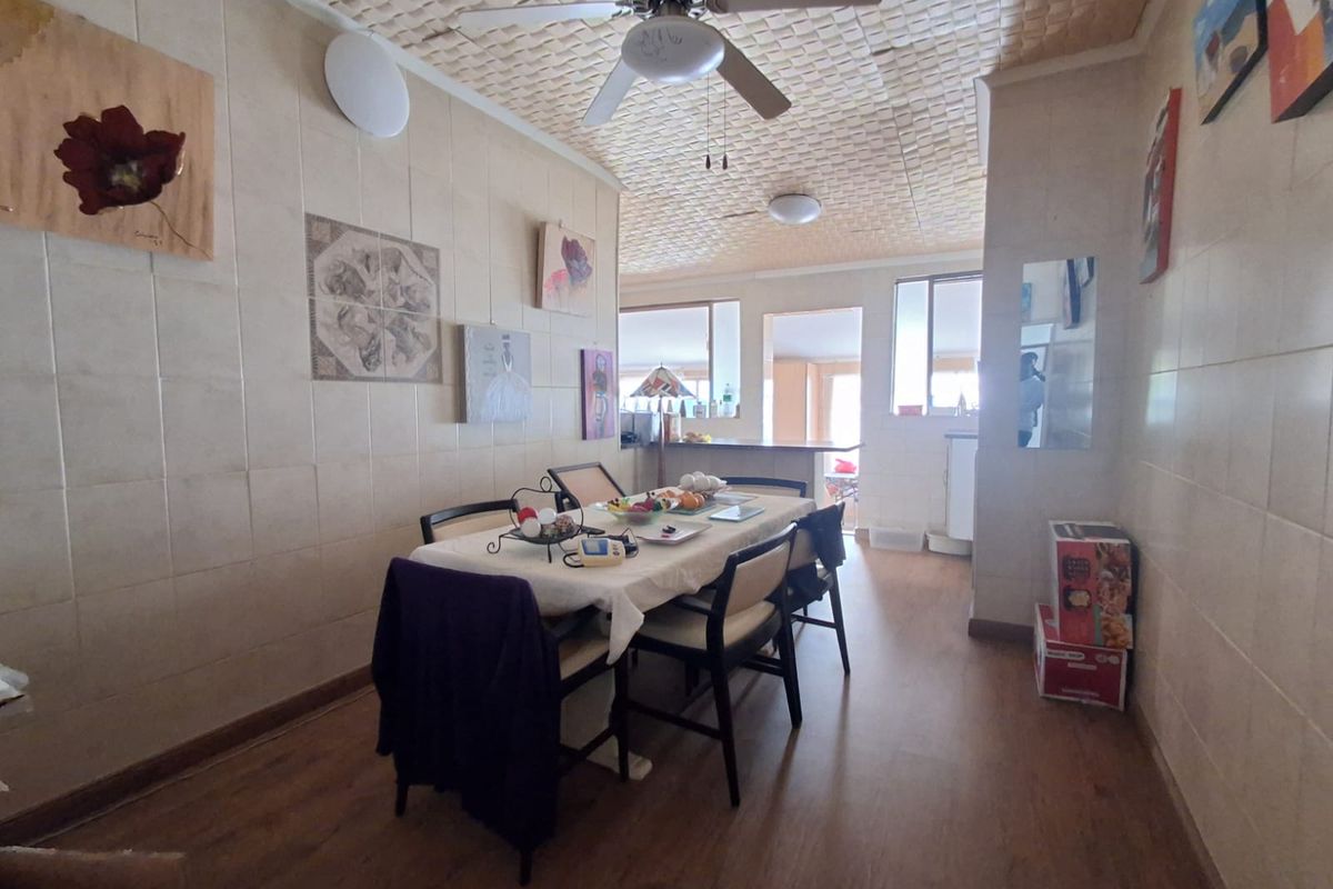3-Bedroom Family Home in Rothdene, Meyerton – A Fixer Upper with Huge Potential! - Photo 4