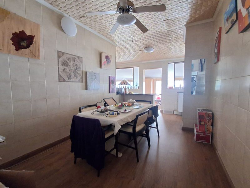3-Bedroom Family Home in Rothdene, Meyerton – A Fixer Upper with Huge Potential! - Photo 4