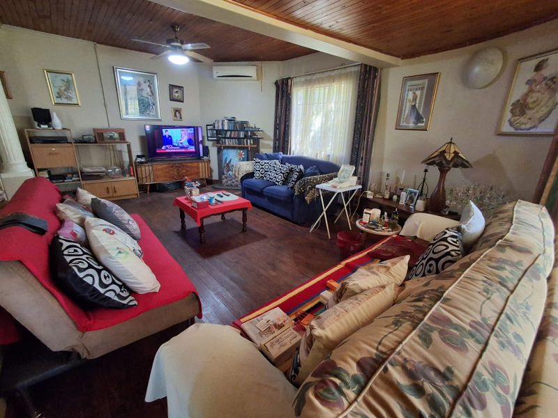 3-Bedroom Family Home in Rothdene, Meyerton – A Fixer Upper with Huge Potential! - Photo 3