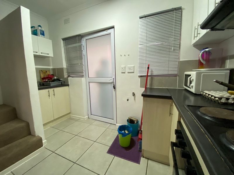 2 BEDROOM DUPLEX FOR RENT IN BARDALE VILLAGE PHASE 3 - Photo 7