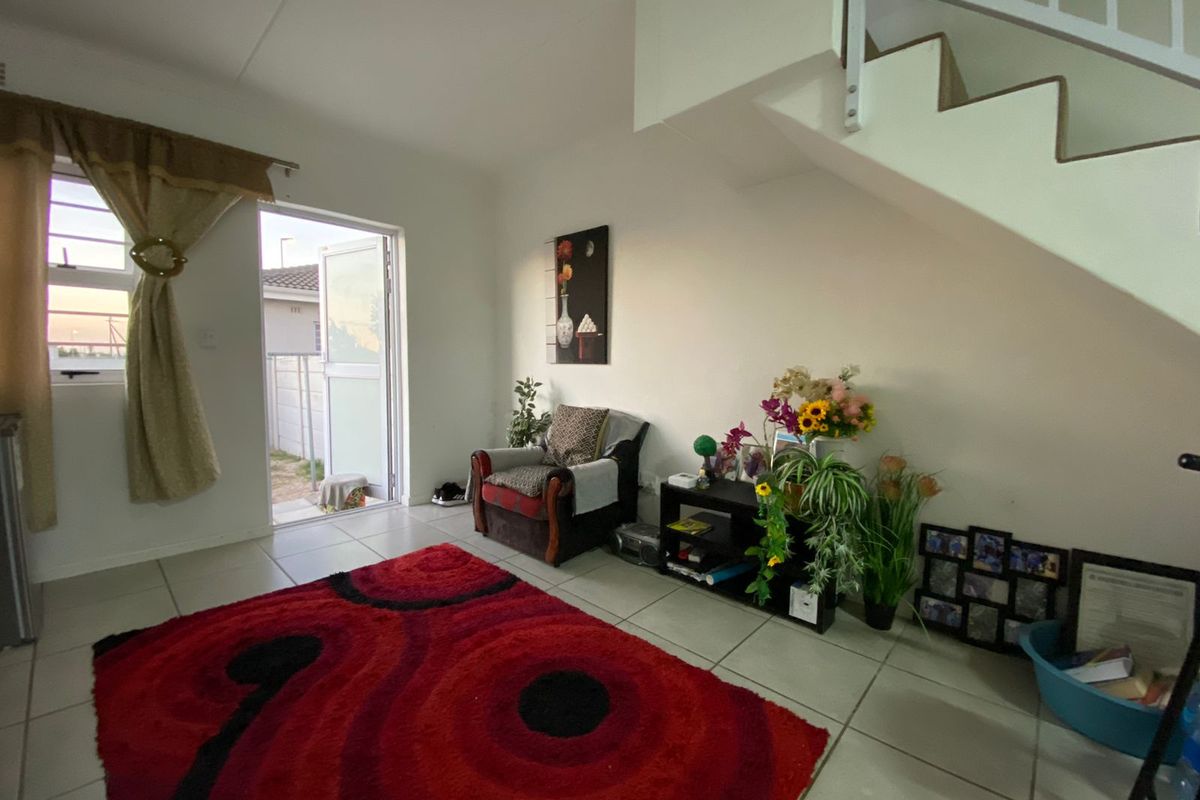 2 BEDROOM DUPLEX FOR RENT IN BARDALE VILLAGE PHASE 3 - Photo 3