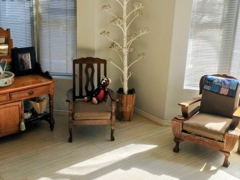 Spacious home  close to the beach - Photo 7