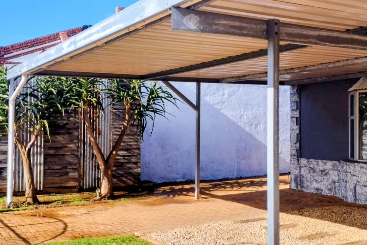 Spacious home  close to the beach - Photo 4