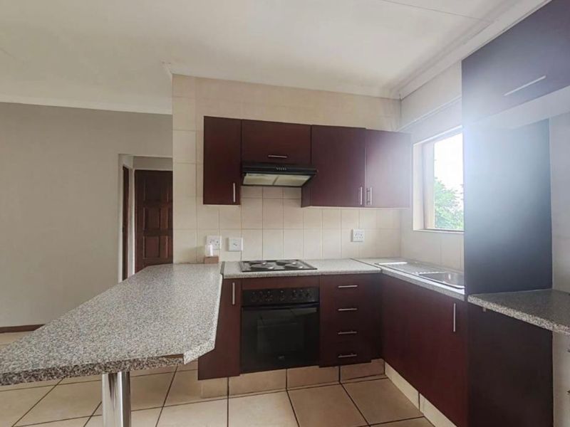 2 Bedroom Apartment to Rent in Kenleaf - Photo 6