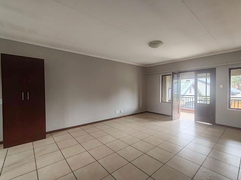 2 Bedroom Apartment to Rent in Kenleaf - Photo 5