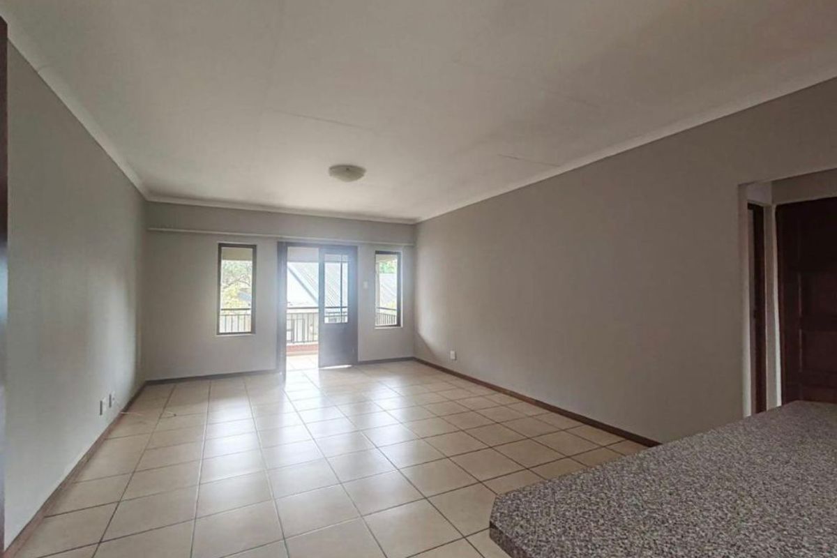 2 Bedroom Apartment to Rent in Kenleaf - Photo 4