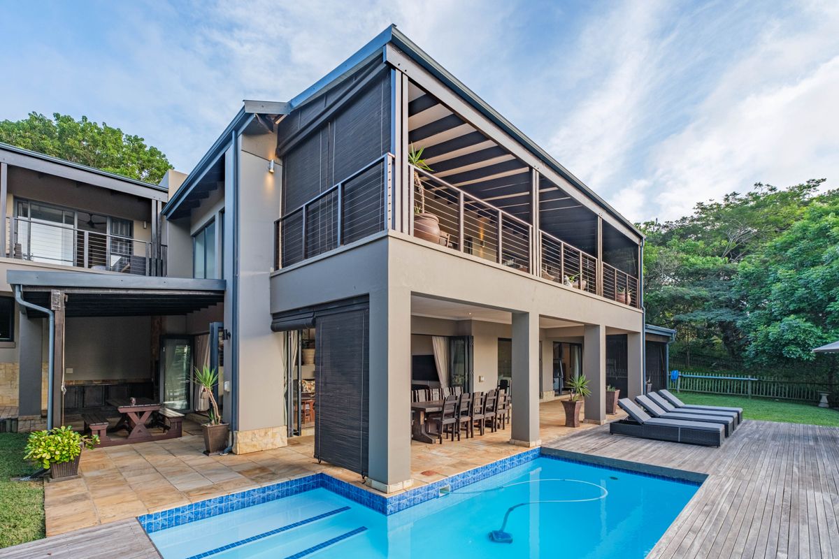 Bush Lodge-Inspired Luxury Home with Flatlet in Simbithi Eco Estate - Photo 3