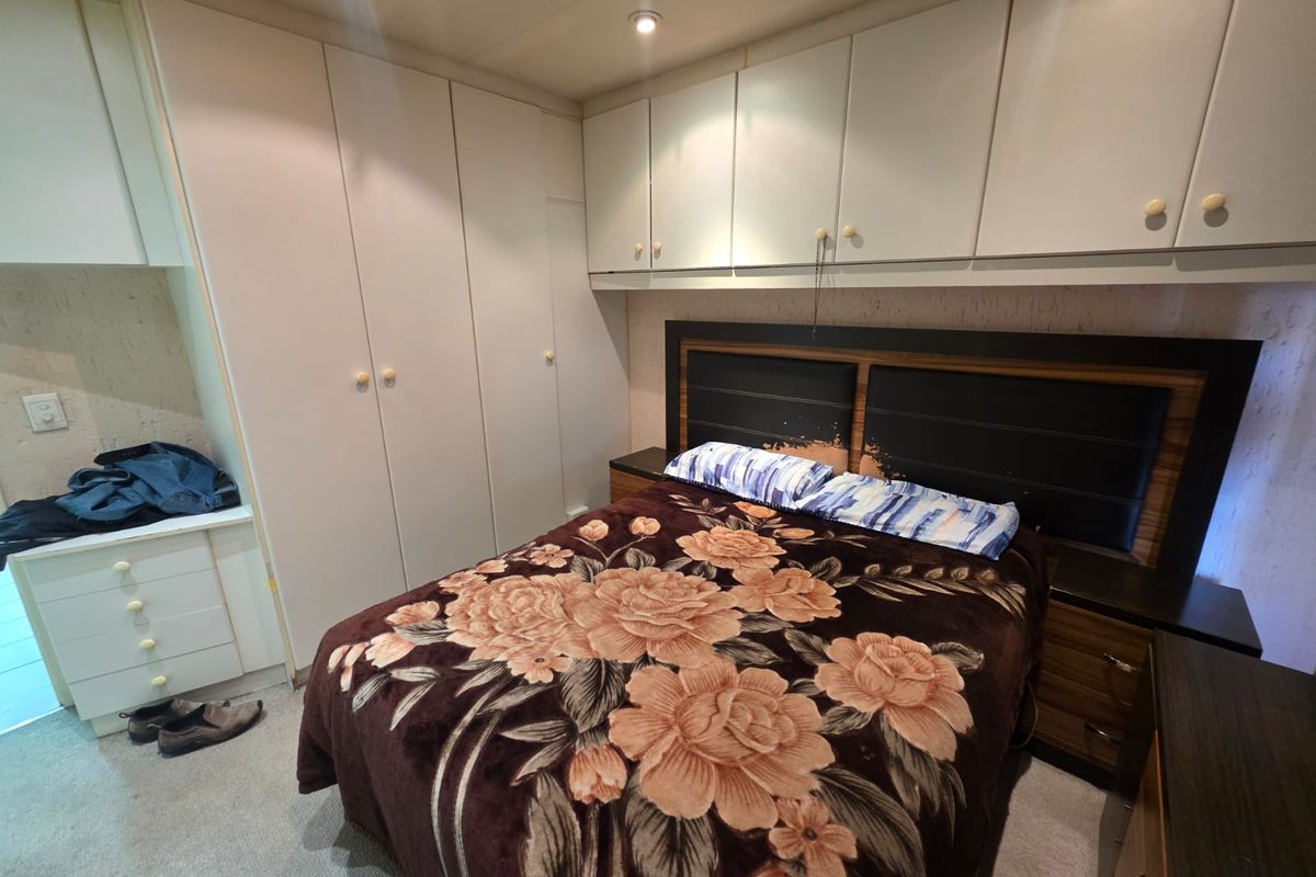 BEAUTIFUL APARTMENT FOR SALE IN VANDERBIJLPARK SW5 - Photo 4