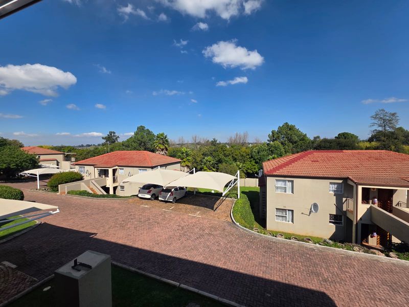 BEAUTIFUL APARTMENT FOR SALE IN VANDERBIJLPARK SW5 - Photo 2