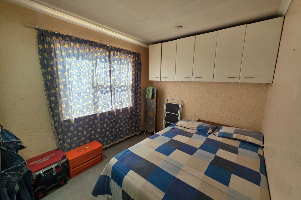 BEAUTIFUL APARTMENT FOR SALE IN VANDERBIJLPARK SW5 - Photo 5