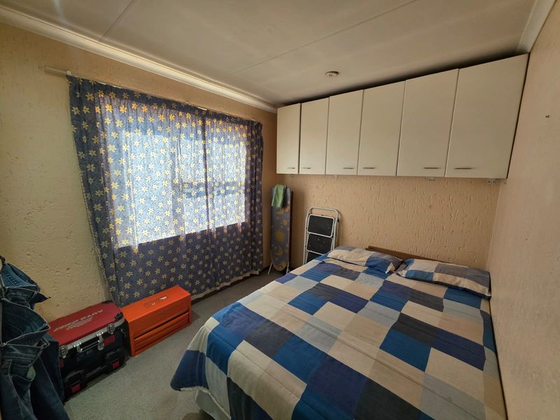 BEAUTIFUL APARTMENT FOR SALE IN VANDERBIJLPARK SW5 - Photo 5
