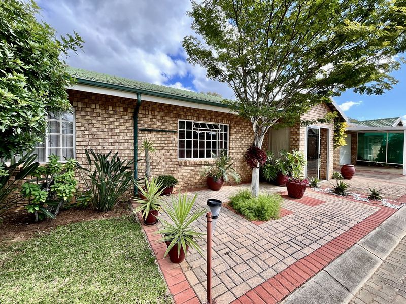 Secure 2-Bedroom Home with Modern Comforts in Caritas Village, Bela Bela - Photo 1
