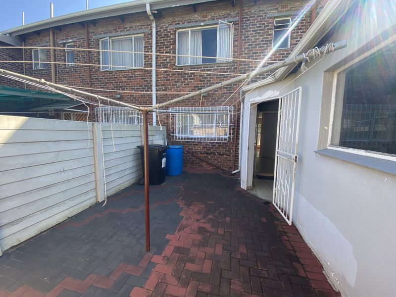 3 Bedroom Duplex In Benoni - Photo 7