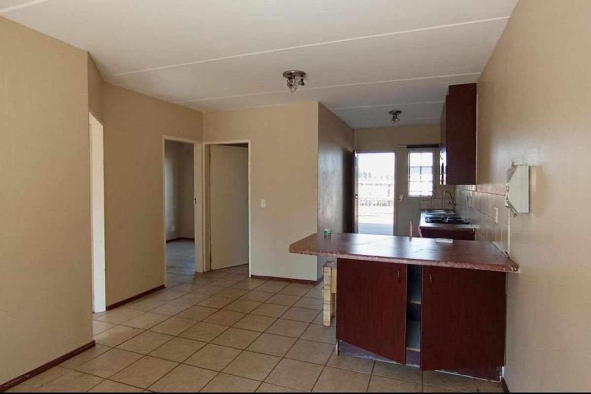 Modern Ground Floor Apartment in Secure Theresapark Estate – Perfect Family Living - Photo 4