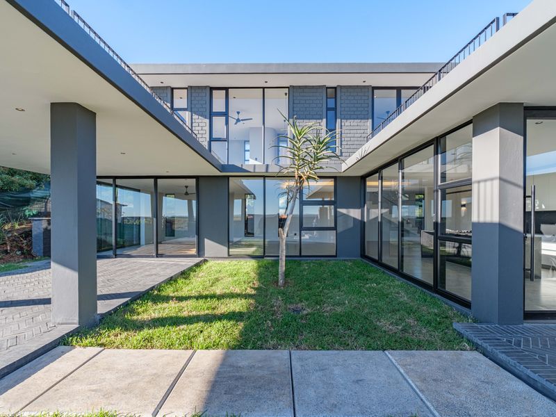Newly Built, Modern Home in Seaton Estate - Photo 3