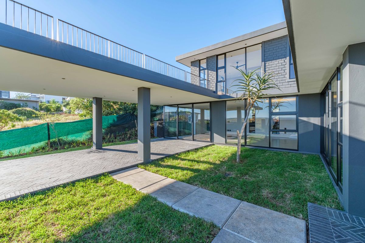 Newly Built, Modern Home in Seaton Estate - Photo 2