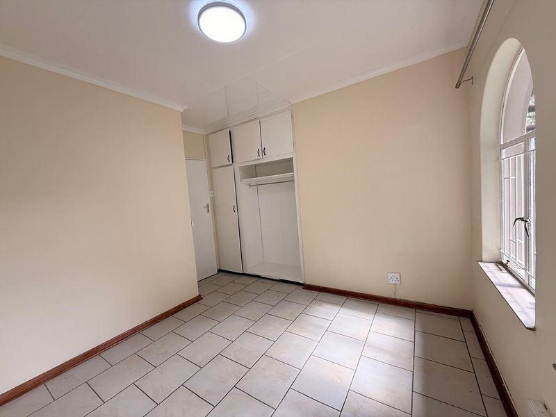 3 Bedroom 3 Garage Garden House to Rent - Photo 10