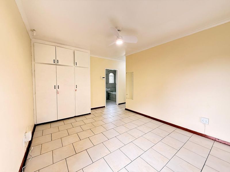 3 Bedroom 3 Garage Garden House to Rent - Photo 7