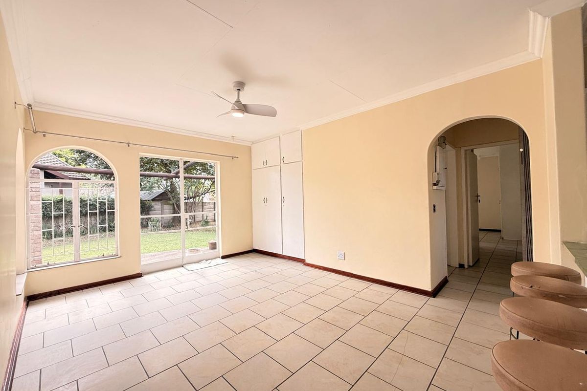 3 Bedroom 3 Garage Garden House to Rent - Photo 5