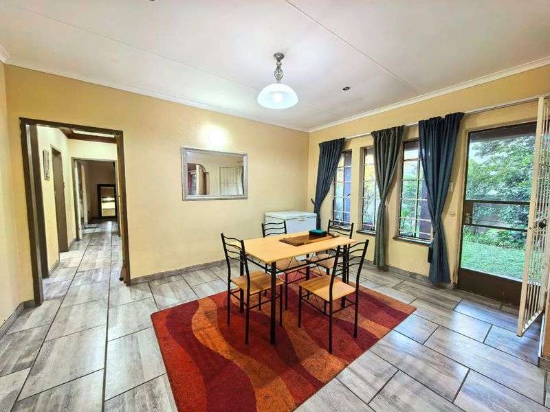 Beautiful family house for sale in Vaalpark in a prime area - Photo 9